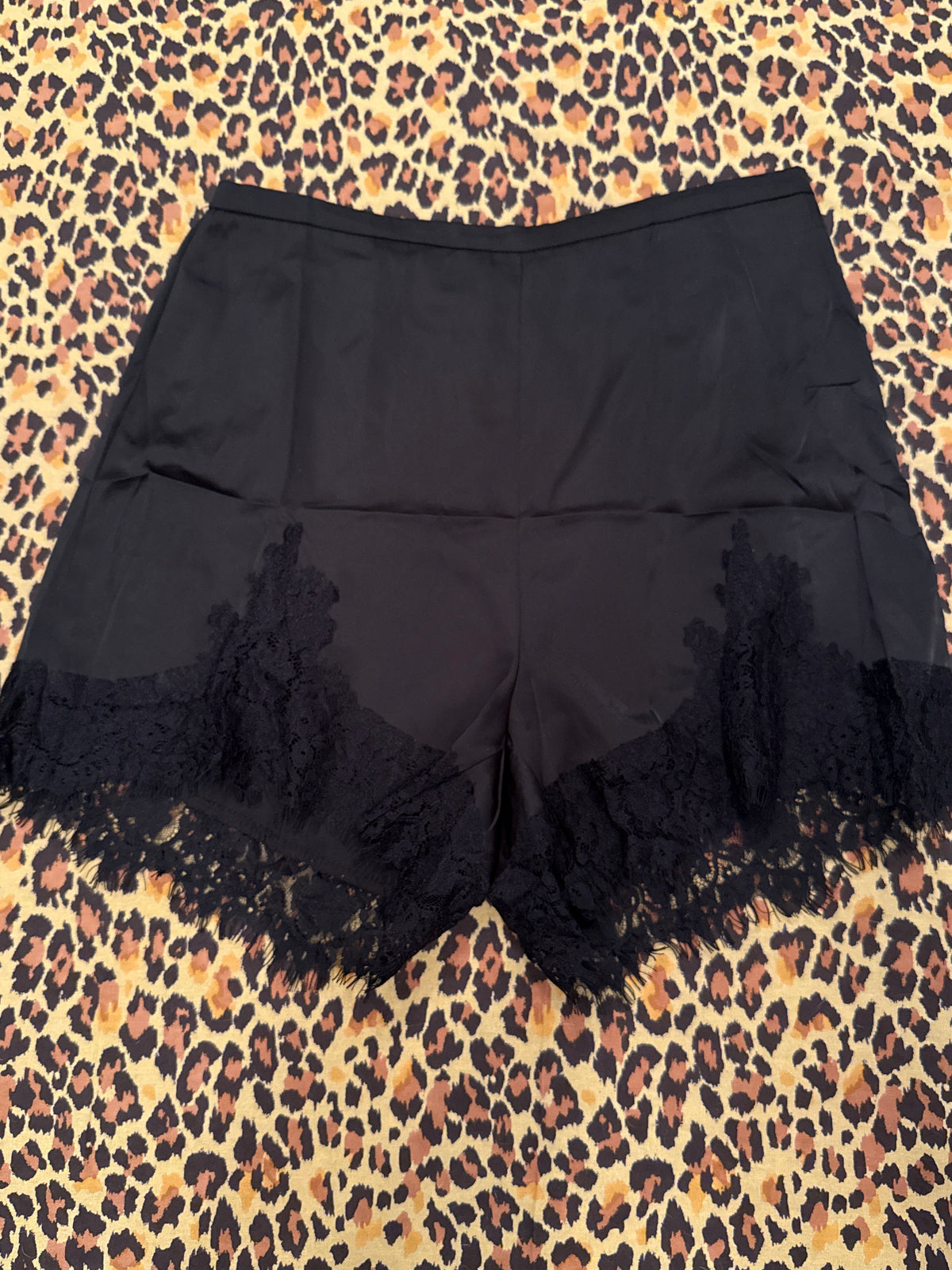 Black Satin-like Lace Trim Shorts M