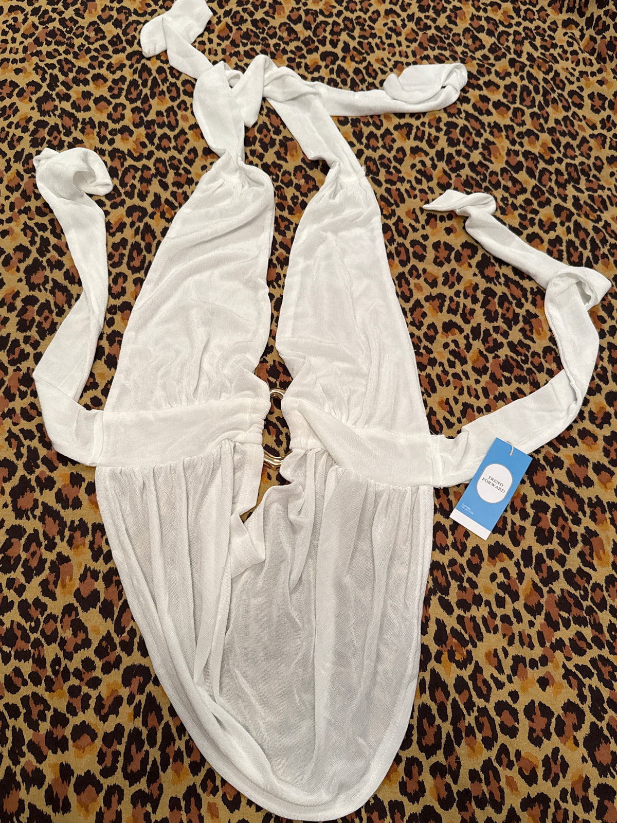 Trend Forward White Backless Halter Top M