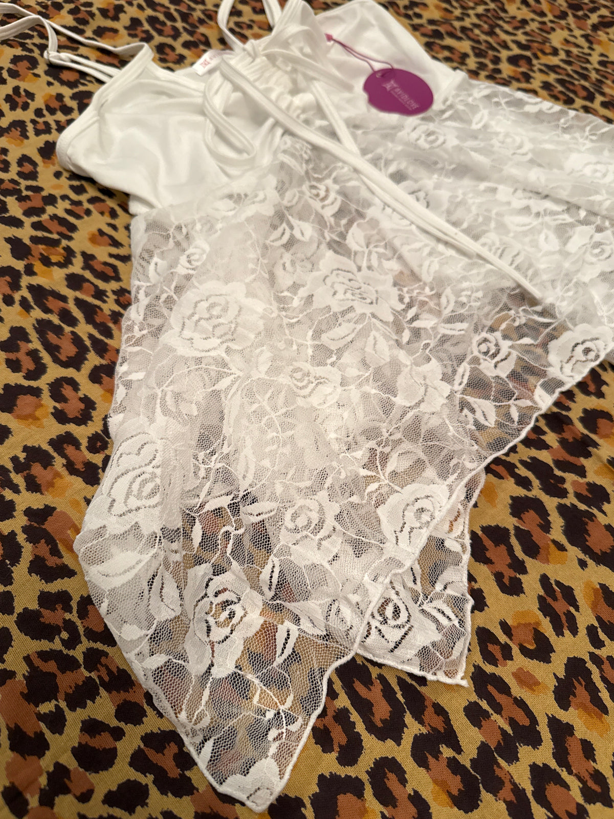 Avidlove White Unlined Lace Mesh Rose Top NWT M