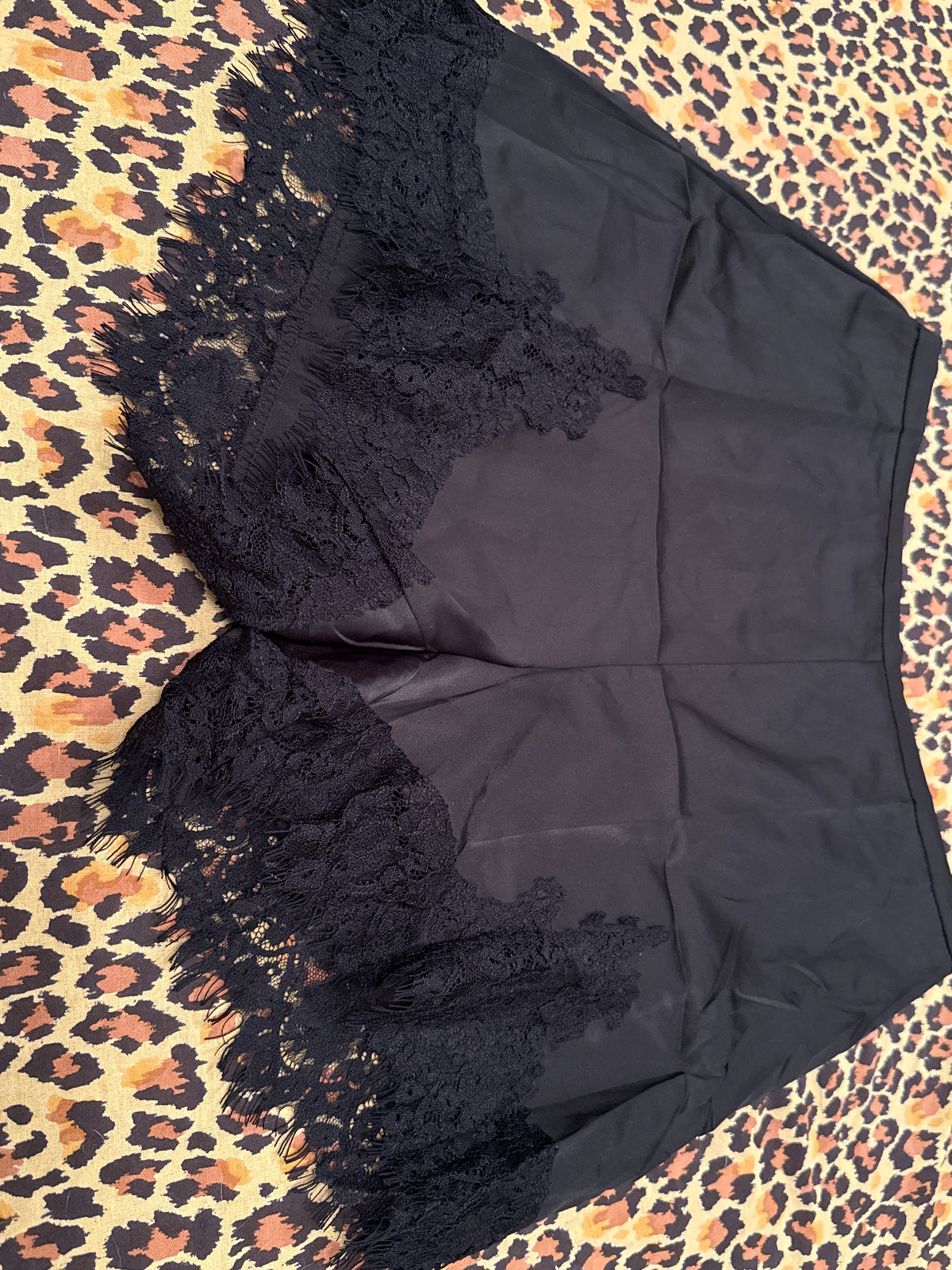 Black Satin-like Lace Trim Shorts M