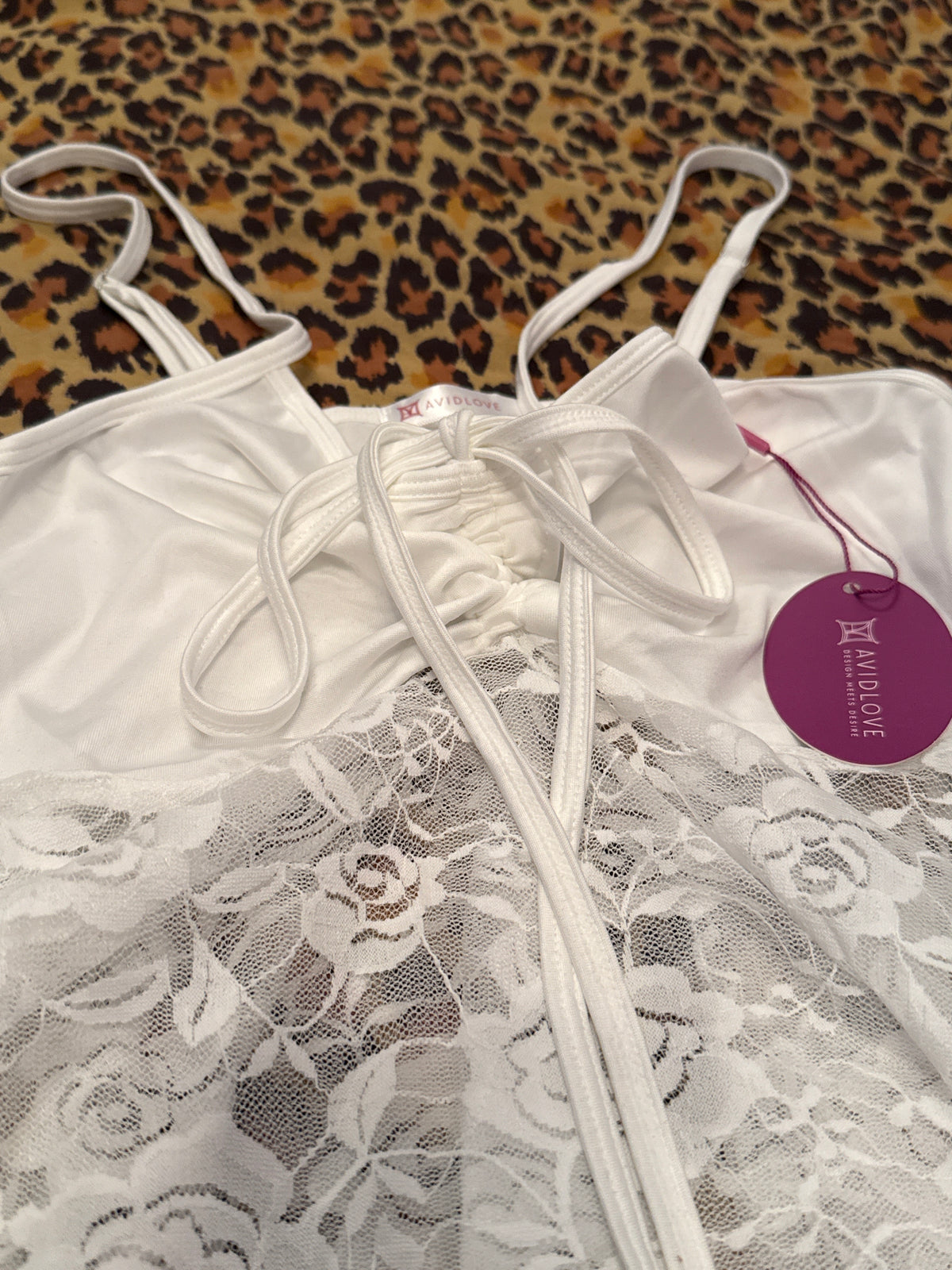 Avidlove White Unlined Lace Mesh Rose Top NWT M